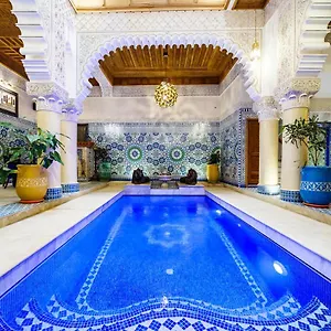 riad-rcif-alif-suite-spa.hotelfesmorocco.com/